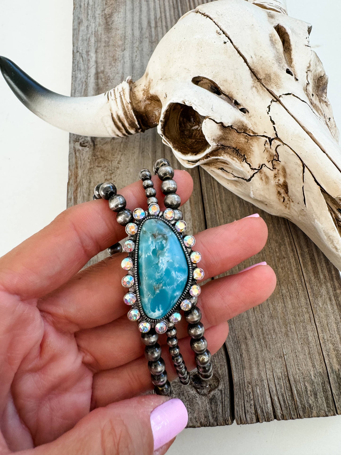 Western Navajo Style Pearl Hand Stone Stretch Bracelet