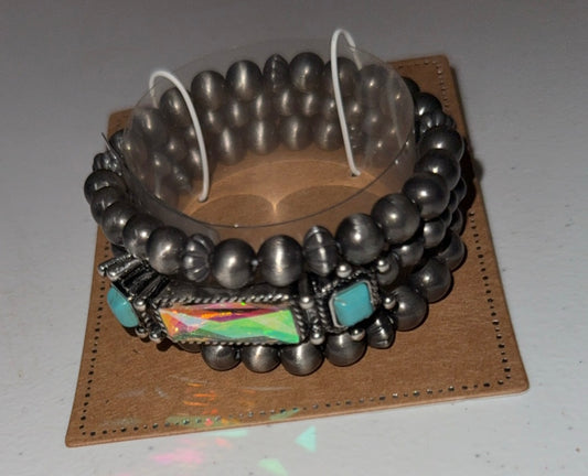 Iridescent bracelet